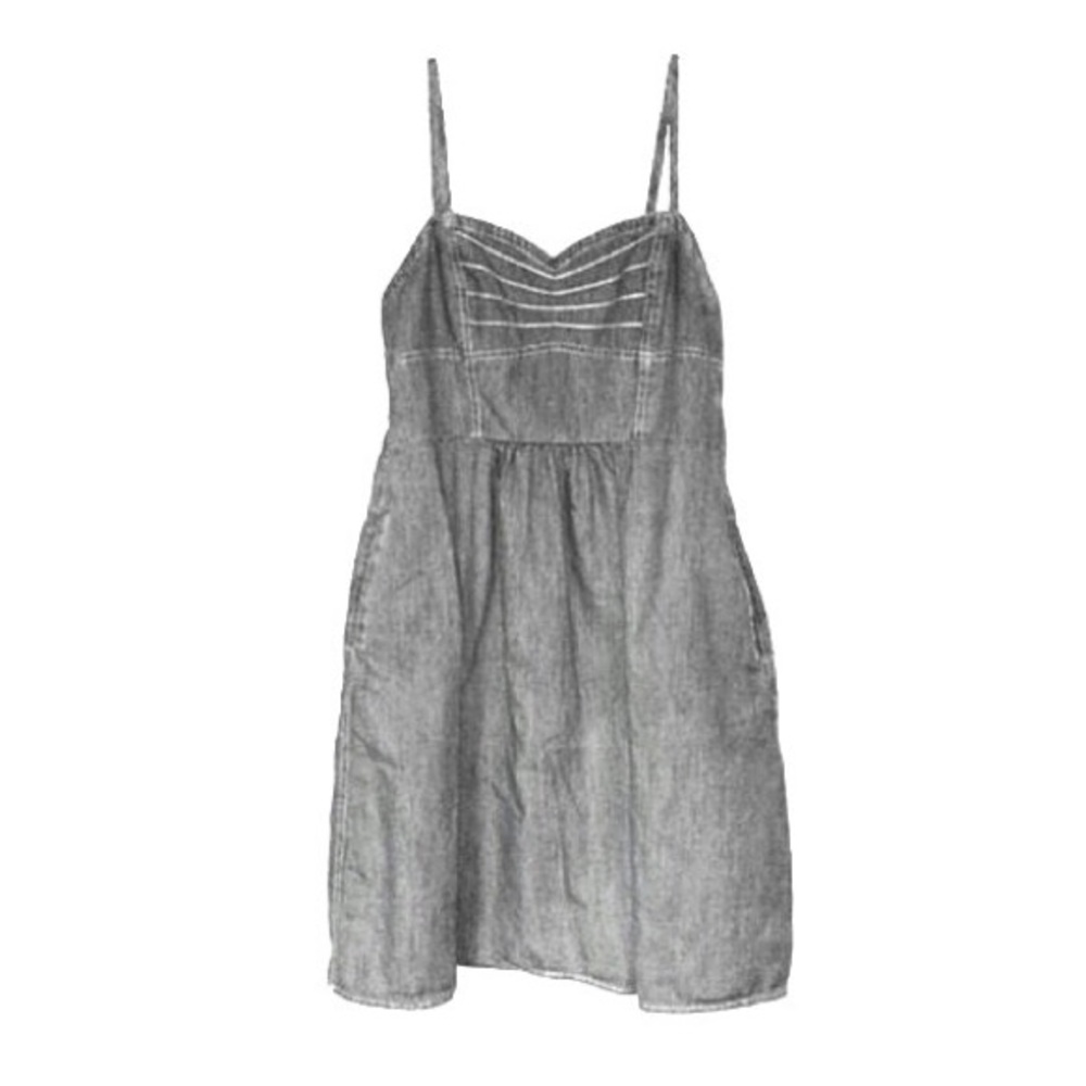 Denim pocket dress